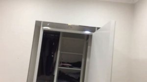 ЗЕРКАЛЬНЫЕ ДВЕРИ. Как поставить зеркало на дверь