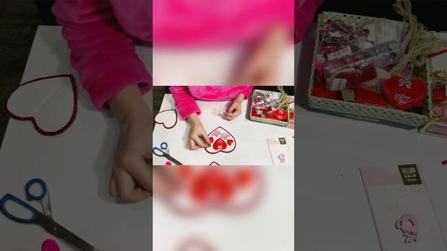 Гирлянда из сердец своими руками#shorts смотреть онлайн