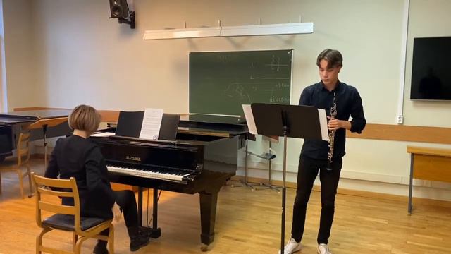 Paul Hindemith Sonata for oboe 1 part. Nicolas Chedeville SonataVI g moll 2,3 parts. смотреть онлайн