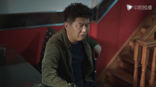 张慧雯圣母心泛滥 多管闲事被囚禁，杨采钰不顾危险解救，反被埋怨 смотреть онлайн