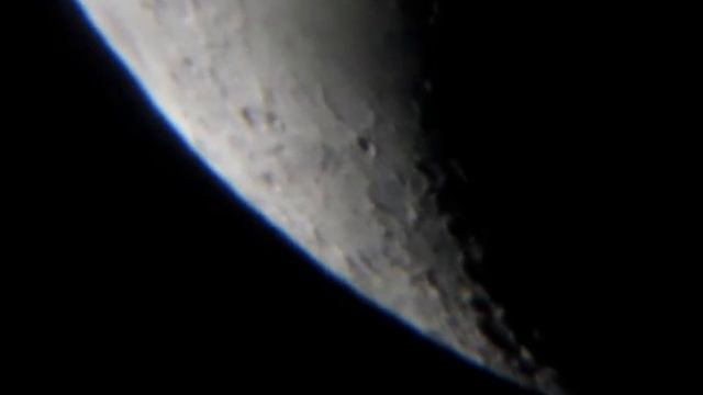 Moon through Telescope смотреть онлайн