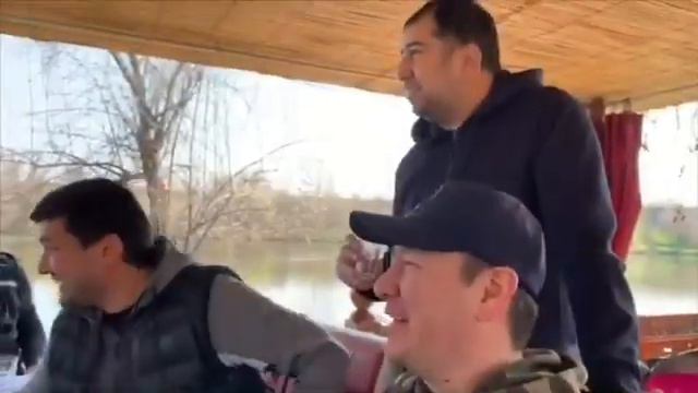 Отличная песня из Узбекистана. Салам друг мой дорогой ! Поёт Уктам Хакимов смотреть онлайн