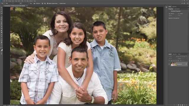 Crop and Resize Photos to Any Frame Size in Photoshop смотреть онлайн