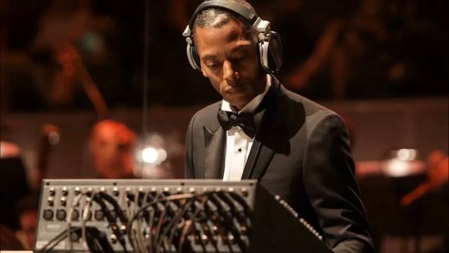Jeff Mills live @ The Loft BCN 10 02 2005 смотреть онлайн