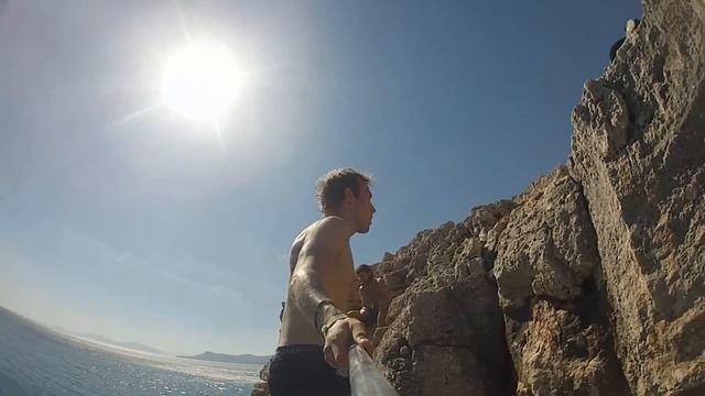 Cliff Jumping & Caves, Samos (GoPro) смотреть онлайн