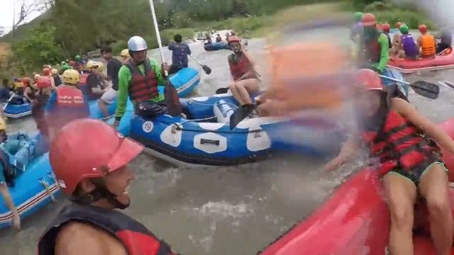 Rafting in Phuket смотреть онлайн