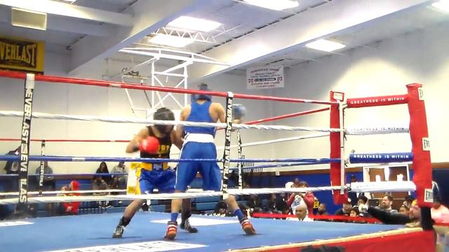 Robin Ellis vs Breward Tax RD 1 смотреть онлайн