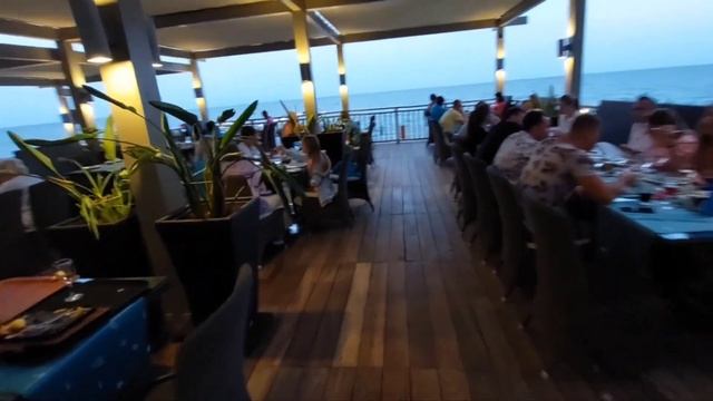 Платный ресторан в Акка Алинда. А стоит ли туда идти? Июнь 2022 год. смотреть онлайн