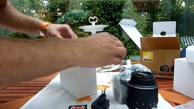 Nikon D5100 DSLR 18-55mm Kit Unboxing (De) смотреть онлайн