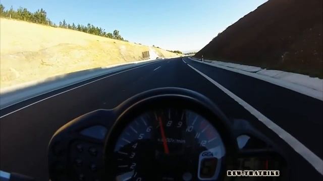 Suzuki Gladius SFV 400 Exhaust Sound And Fly By Compilation