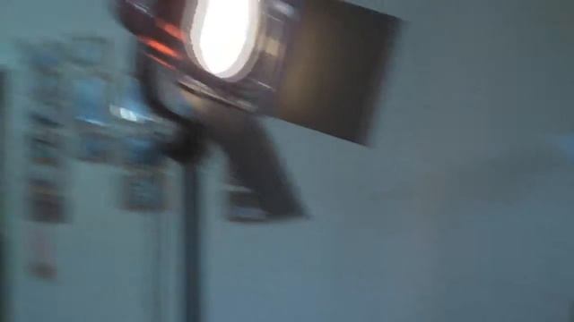 Галогенный осветитель Falcon Eyes DTR-800 смотреть онлайн