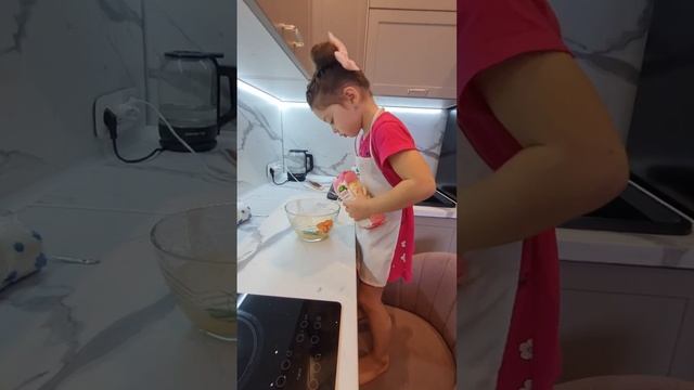 Творожная запеканка как в детском саду! Рецепт от Софи. смотреть онлайн