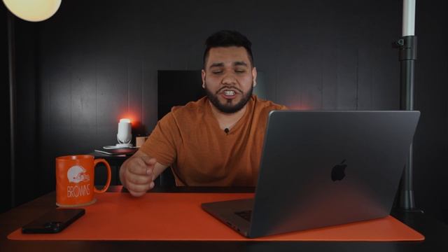 M1 MacBook Pro Max Was A Mistake | 4 Month Update смотреть онлайн