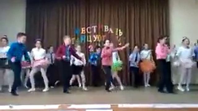 Фестиваль танцев 2017 - 3 А класс - Я люблю буги вуги смотреть онлайн