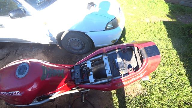 Suzuki Bandit 400 простоял три года в гараже смотреть онлайн