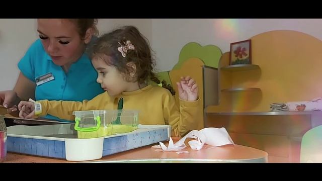 МАЛЫШКА НАРИСОВАЛА КРАСИВУЮ КАРТИНУ НА ПЕСКЕ РАЗВИВАЮЩАЯ ИГРА смотреть онлайн