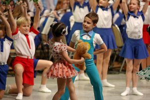 «ДЕТСТВО – ЭТО МЫ», Ансамбль Локтева.