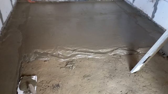 ЗАЛИЛА ПОЛ //ПЕТУХИ В ХОРОМАХ))) смотреть онлайн