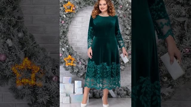 #наряднаяодежда #NINELE5811 Шикарное новогоднее бархатное платье большого размера. #Shorts смотреть онлайн