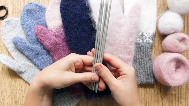 Вяжем варежки с анатомическим пальцем спицами | Выбор пряжи, спиц, мерки, расчеты смотреть онлайн