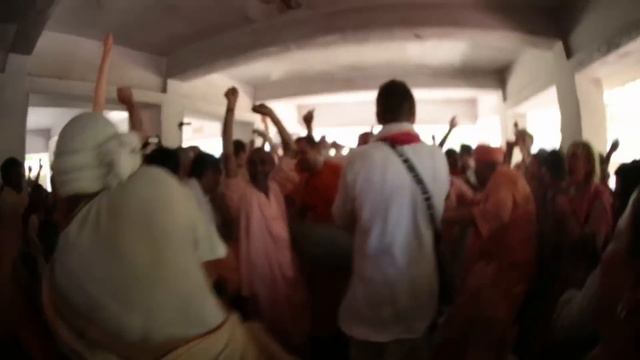 Киртан. Тиртха Махарадж. Навадвип. 2013. Camera B смотреть онлайн