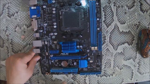 Обзор материнской платы ASUS M5A78L M LE USB3 смотреть онлайн