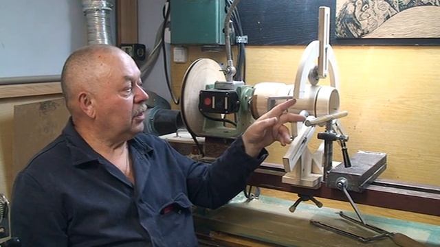 Люнет для токарного станка, часть 1 смотреть онлайн