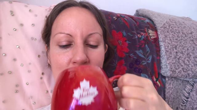 ASMR whisper la vie en rose francais Canada смотреть онлайн