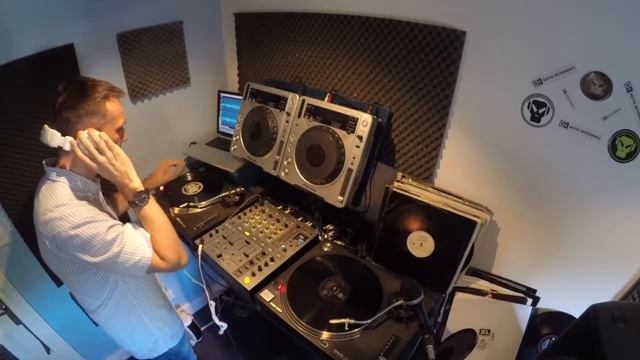 Classic 91- 92 Hardcore vinyl mix смотреть онлайн