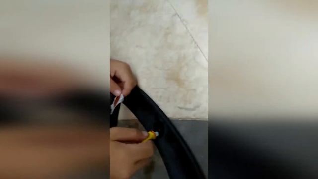 Ремонт колеса велосипеда, заплатка, прокол. смотреть онлайн