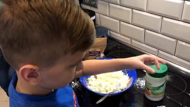 Как приготовить кокосовые сырники Рецепт смотреть онлайн