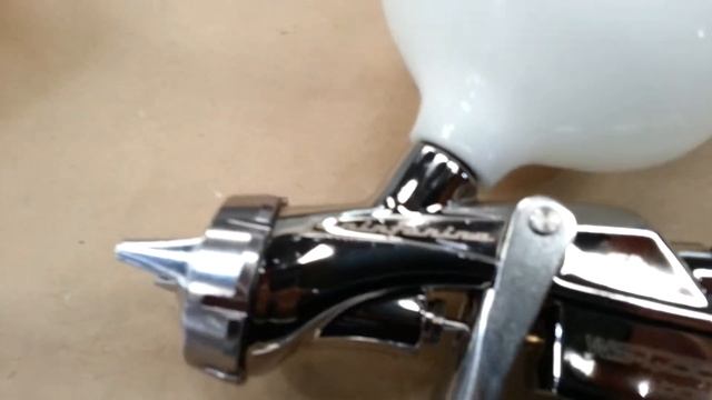 Arcenal de pistolas para pintura смотреть онлайн