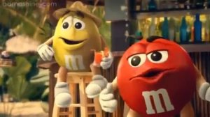 Реклама «M&M's» - шоколад на пляже)