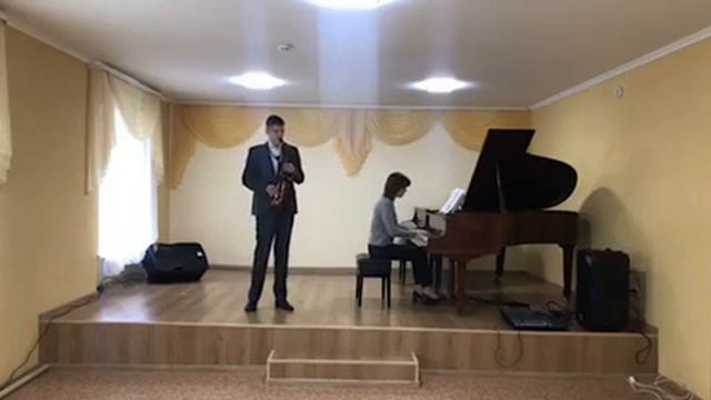 Й.С. Бах Соната c-moll I частина смотреть онлайн