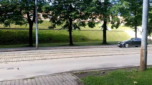 life-hack по-рижски. стрижка газонов на склоне. смотреть онлайн