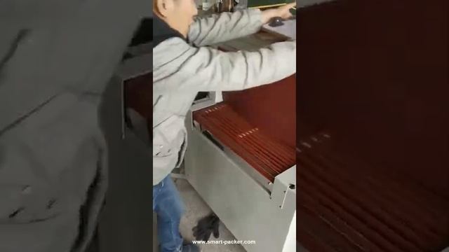 折りたたみ式スタディデスクSRHINKABLEフィルムラップシーリング包装機テストビデオ смотреть онлайн