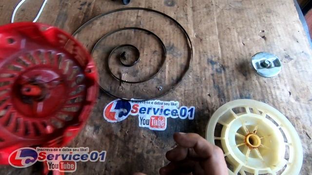 #PartidaRetratil Como trocar o cordão e mola da partida Retrátil moto 5.5 ,6.5 ,7.0 e 2.8 ,2.5 hp смотреть онлайн