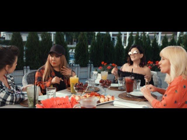 Кети Топурия, Алсу, Валерия, Анита Цой… Кто ещё снялся в новом клипе Дианы Гурцкой? смотреть онлайн