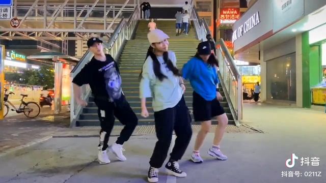 TikTok China dance, song, 抖音 эти песни ищут все, трэнд ТикТок, ТикТок, видео из ТикТока, korea смотреть онлайн