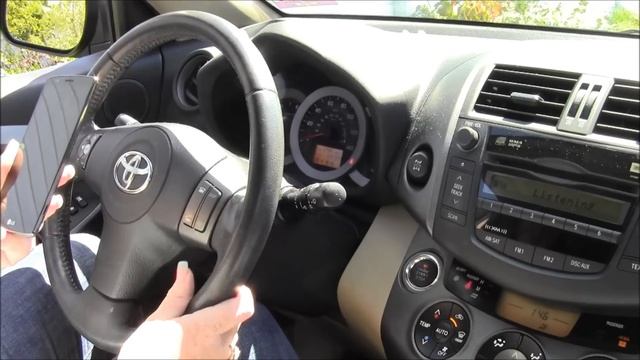 How to Set up Bluetooth on Toyota RAV4 смотреть онлайн