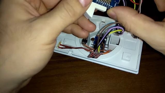 Часть 1. Сборка панели Nextion 3.5" и esp8266 смотреть онлайн