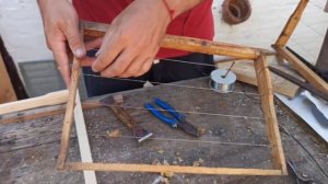 Реставрация старых рамок для пчел на пасеке. Перетяжка (подтяжка) рамок новой проколкой