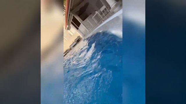 Как отдыхают FINIK и ALEKS ATAMAN 🌊 смотреть онлайн
