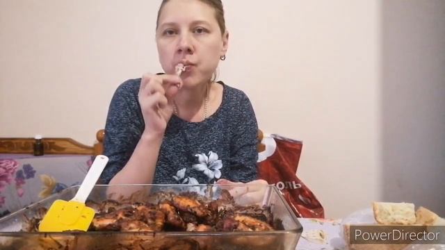 МУКБАНГ КРЫЛЬЯ В ТОМАТНОМ СОУСЕ/MUKBANG WINGS IN TOMATO SAUCE/ смотреть онлайн