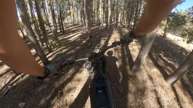 Is This The ULTIMATE ADVENTURE MACHINE - Or Just a Fun Little Toy? (Sur Ron X Bike Black Edition) смотреть онлайн