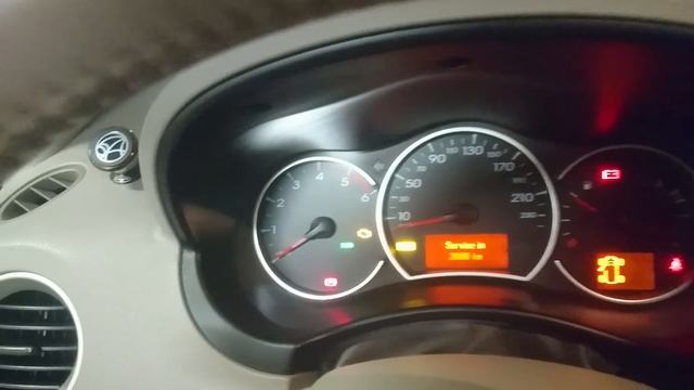 Reset service due on Renault / Resetowanie kontrolki serwisowej смотреть онлайн