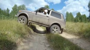 Нива МТ шины. Прокатнулся на природу.