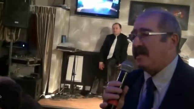 «Руки мамы», поёт Михаил Бендиков смотреть онлайн