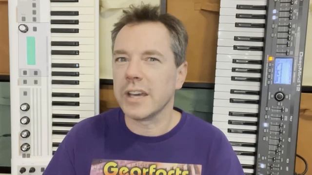 Behringer Deepmind 12 ($800) Versus M-Audio Venom ($200) смотреть онлайн