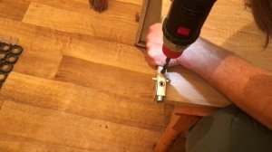 Стыковка ДСП панелей на шкант и конфирмат, часть 1. Делаем мебель сами.